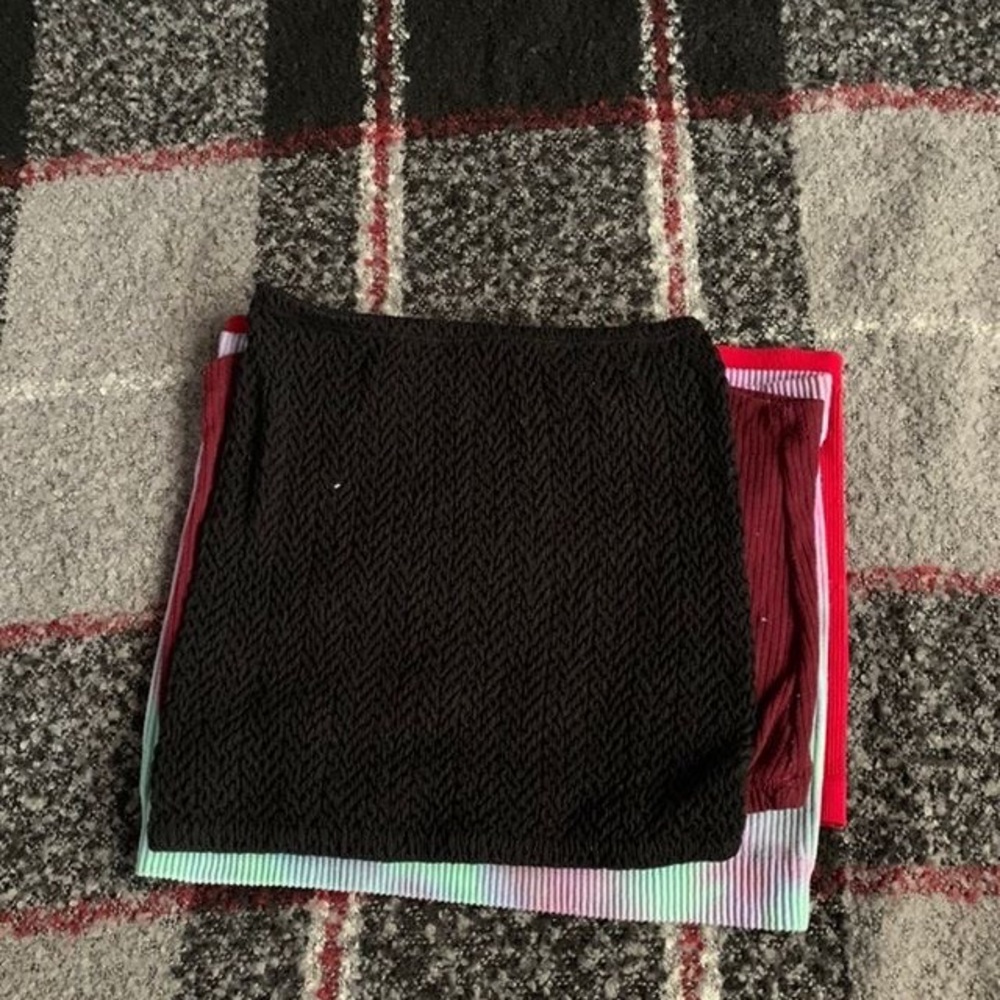Tube tops - Picture 3 of 3